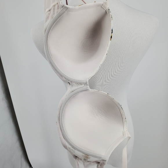 Victoria's Secret Dream Angels Floral Demi Bra - Picture 8 of 8